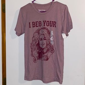Women’s Small Tee
